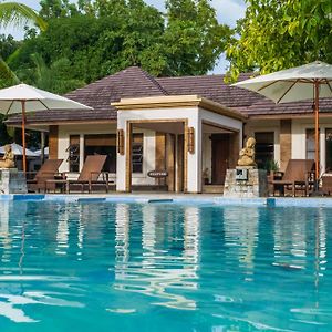 Sheridan Boutique Resort Iloilo